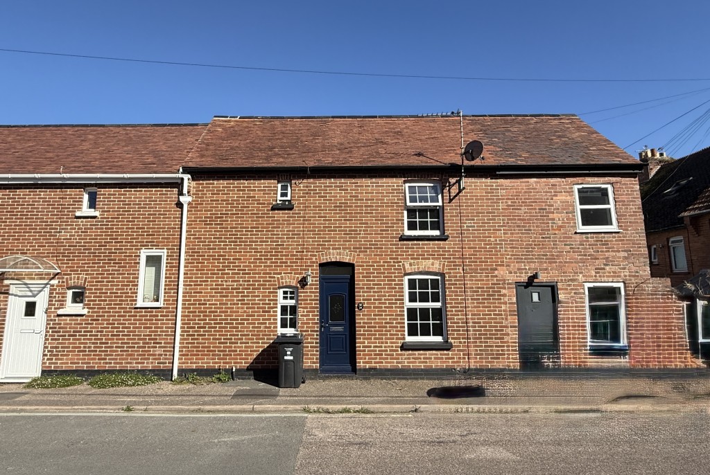 Lot: 99 - REFURBISHED TWO-BEDROOM TERRACED PROPERTY - General view of property